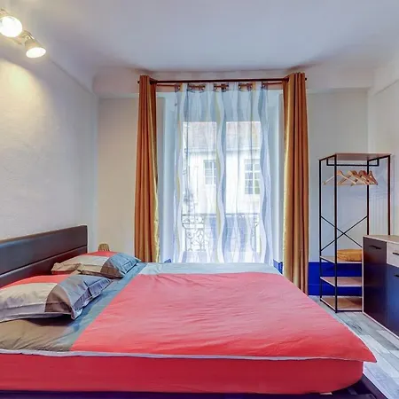 Cosy, Quartier Des Antiquaires, * Dijon