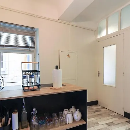 Cosy, Quartier Des Antiquaires,